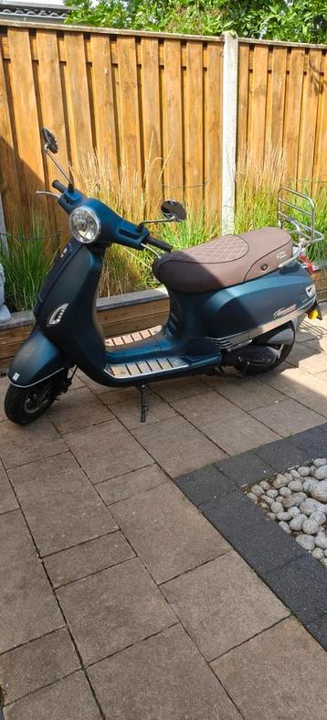 GTS Toscana scooter met geel kenteken 2019 beschikbaar voor biedingen