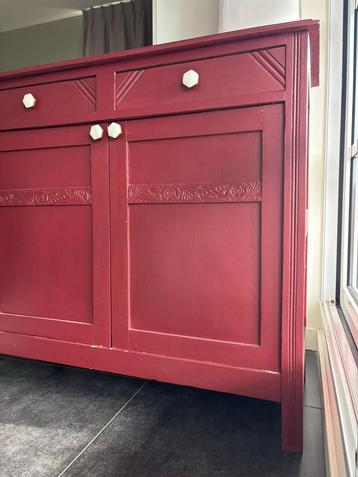 Oud dressoir/commode beschikbaar voor biedingen