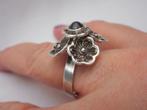 Zilveren antieke verstelbare ring met granaat nr.1501, Verzenden, Zilver, Ring, Met edelsteen