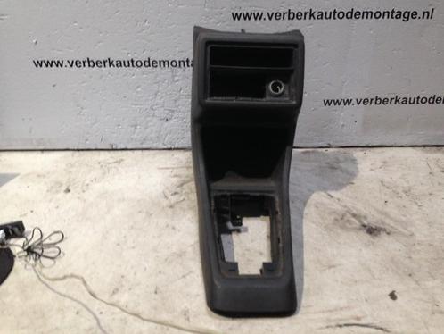 Middenconsole Volkswagen Golf II (19E) (1985-08/1988-12), Auto-onderdelen, Interieur en Bekleding, Volkswagen, Gebruikt