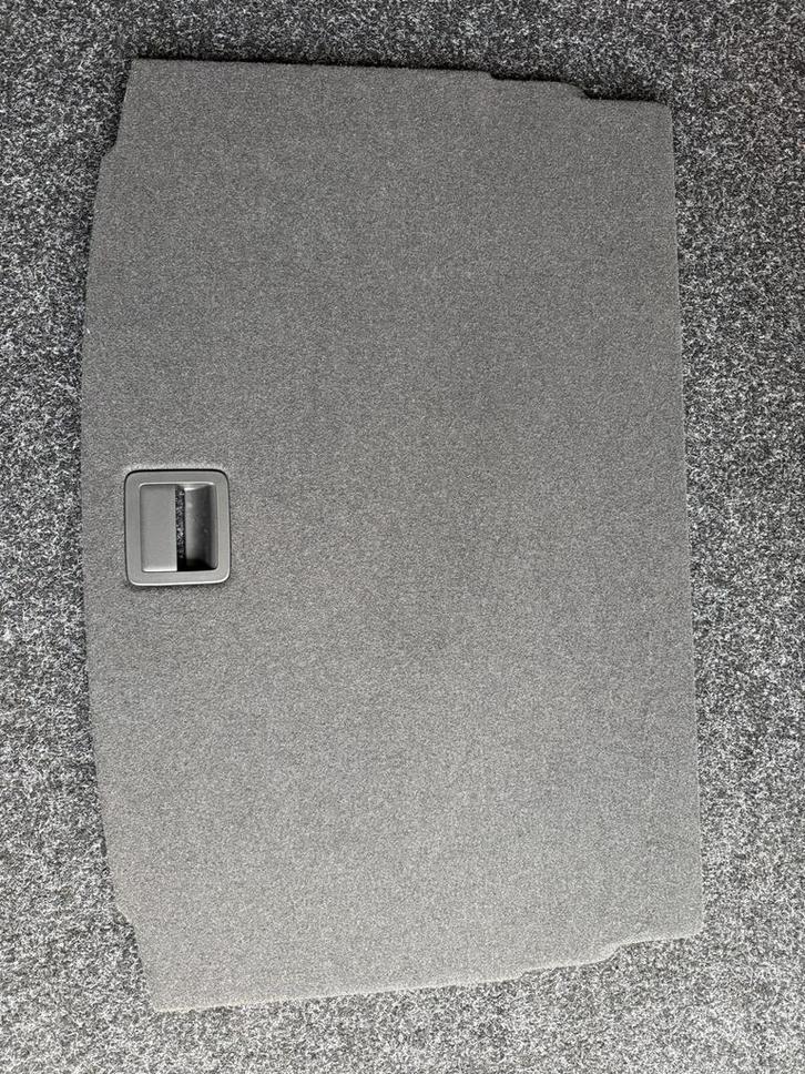 Audi A1 2023 Vloerplaat Bagageruimte 82a 861 529, Auto-onderdelen, Interieur en Bekleding, Audi, Nieuw, Ophalen