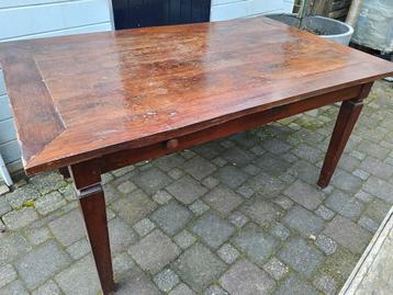Eettafel teakhout beschikbaar voor biedingen