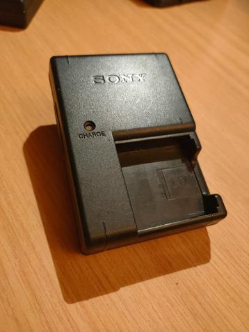 Sony BC-CSGC Acculader NP-BG1 & NP-FG1 (US stekker) beschikbaar voor biedingen