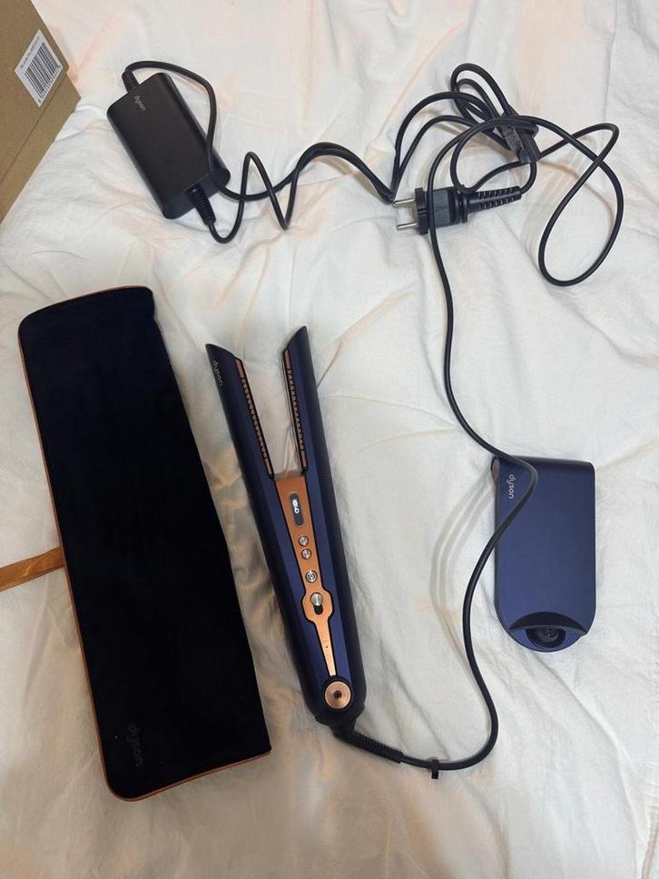 Dyson Airstrait Stijltang - Garantie Verlopen, Witgoed en Apparatuur, Persoonlijke-verzorgingsapparatuur, Gebruikt, Haarverzorging