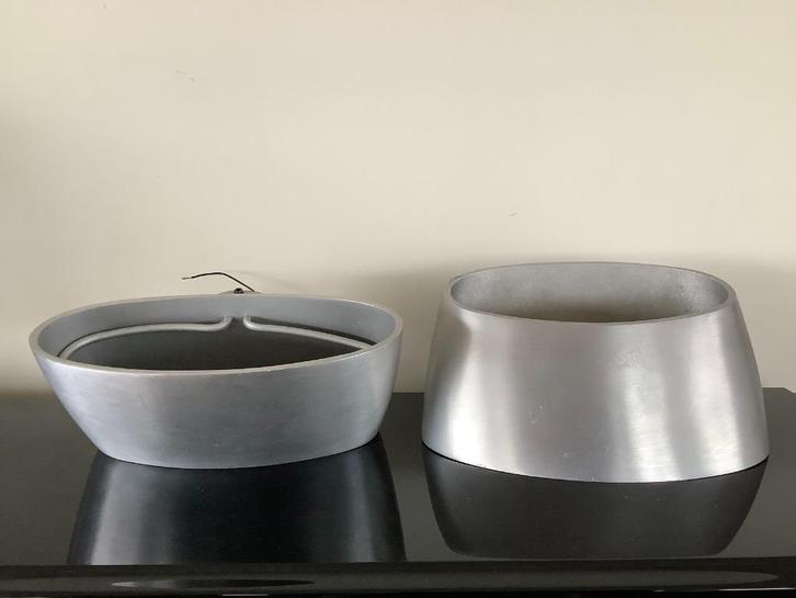 Metalarte “Loop” (scones) wandlampen – Alex Hochstrasser, Verzamelen, Retro, Huis en Inrichting, Verzenden