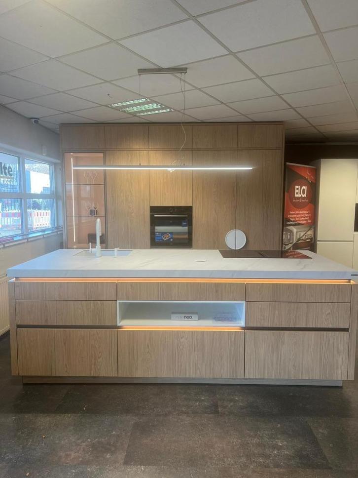 Nolte NEO keuken Goudeiken met Wit werkblad, Huis en Inrichting, Keuken | Complete keukens, Nieuw, Overige typen, Overige kleuren