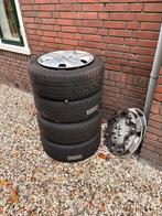 Espace IV winterbanden op stalen velg + wieldoppen, Ophalen, Gebruikt, Banden en Velgen, 17 inch