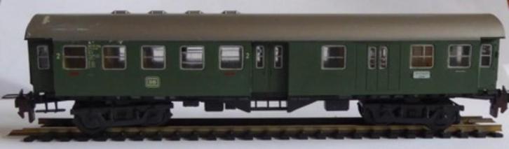 Groene personenwagon DB met opschrift Stuttgart Ulm., Hobby en Vrije tijd, Modeltreinen | H0, Gebruikt, Wagon, Gelijkstroom, Overige merken