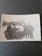 1x100% orig wo2 duitse soldaten voertuig in sneeuw foto Top, Ophalen of Verzenden