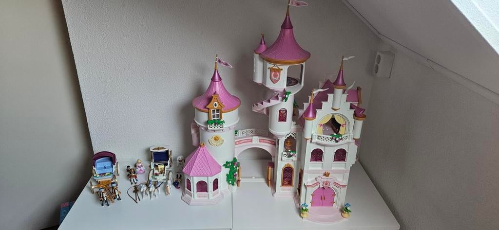 Prinsessen kasteel en alle bij behorende kamers, Ophalen