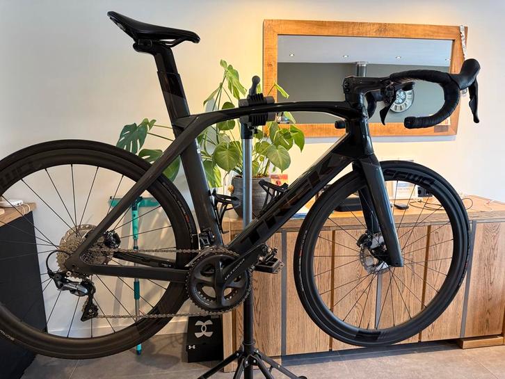 Trek Madone sl6, Fietsen en Brommers, Fietsen | Racefietsen, Zo goed als nieuw, Heren, Overige merken, Meer dan 20 versnellingen