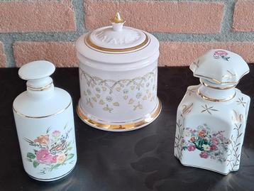 Prachtige porseleinen kaptafel set. beschikbaar voor biedingen
