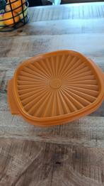 Vintage TUPPERWARE 838 Servalier-oranje kom met klikdeksel, Huis en Inrichting, Keuken | Tupperware, Ophalen of Verzenden, Oranje