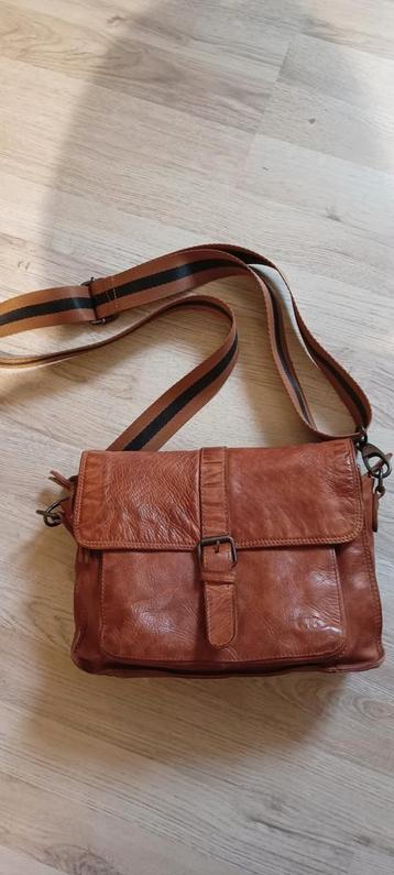 Tas merk Bear beschikbaar voor biedingen