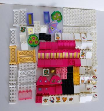 Hello Kitty bouwstenen.  beschikbaar voor biedingen