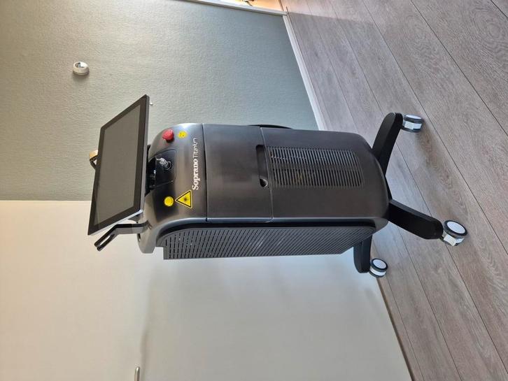 Diode ICE Laser, laserontharing (defect), Sieraden, Tassen en Uiterlijk, Uiterlijk | Lichaamsverzorging, Overige typen, Ophalen