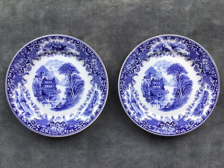 Porseleinen borden van royal sfinx Maastricht, Antiek en Kunst, Antiek | Porselein, Ophalen