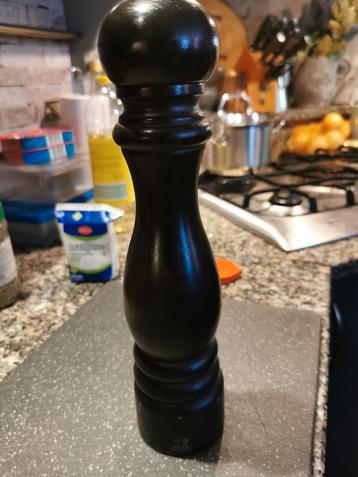 Peugeot Paris pepermolen 30cm beschikbaar voor biedingen