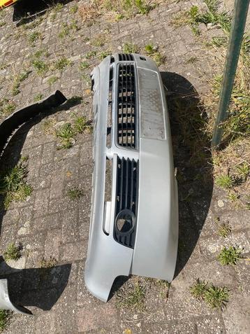 Audi a4 b6 bumpers beschikbaar voor biedingen