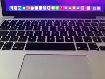Macbook 13 inch 2015 NIEUWE ACCU beschikbaar voor biedingen
