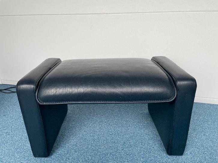 Leolux Hocker/ poef., Huis en Inrichting, Banken | Voetenbanken en Poefen, Zo goed als nieuw, Minder dan 50 cm, 50 tot 75 cm, Rechthoekig