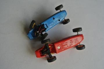 Met klik en schroefje aan onderzijde Scalextric 'sigaartjes' beschikbaar voor biedingen