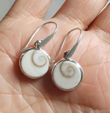 zilveren oorbellen met natuurlijke Shiva oog zilver 925 beschikbaar voor biedingen