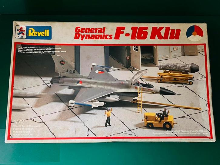 Revell 1/72 General Dynamics F-16 KLU met NL Decals, Hobby en Vrije tijd, Modelbouw | Vliegtuigen en Helikopters, Zo goed als nieuw