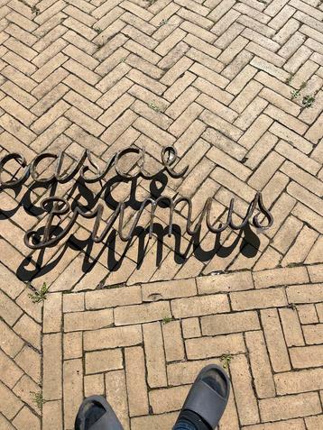 Metalen Wanddecoratie beschikbaar voor biedingen
