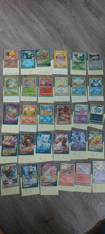 30 Pokemon kaarten twv 87 euro met hoesjes beschikbaar voor biedingen