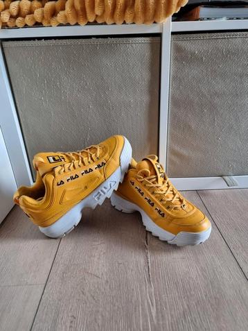 Fila Disruptor II geel maat 38.5 beschikbaar voor biedingen