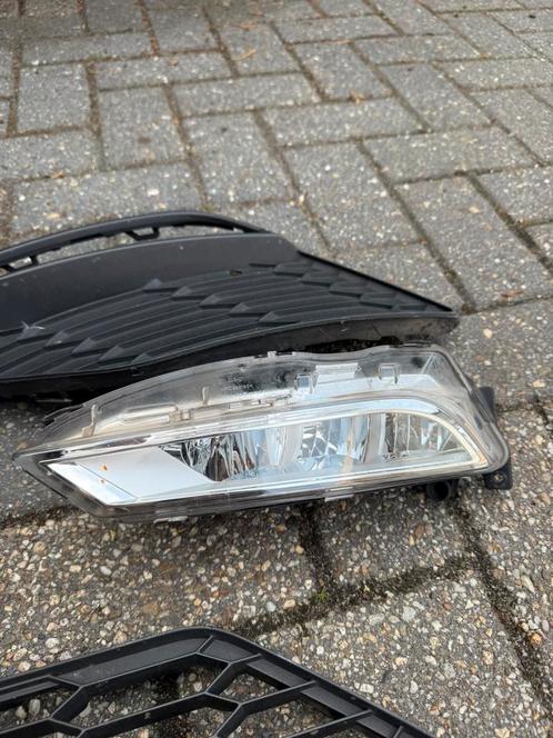 Seat Leon 5F Mistlicht Led Links Facelift+grill,radar en pdc, Auto-onderdelen, Verlichting, Seat, Ophalen