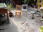 Setje van 1 witte en 1 gele vintage klapstoel, Tuin en Terras, Ophalen, Gebruikt, Hout