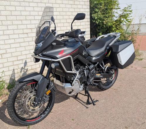Honda XL 750 Transalp Zwart met veel Honda accessoires, Motoren, Motoren | Honda, Particulier, Overig, meer dan 35 kW, 2 cilinders