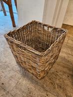 Rieten mand, Huis en Inrichting, Woonaccessoires | Schalen en Manden, Ophalen, Nieuw, Vierkant, Riet