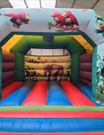 Te koop overdekt jungle springkussen circa 5x4 meter, Ophalen of Verzenden, Zo goed als nieuw, Overige