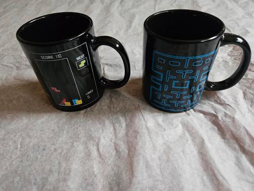 Hitte veranderende mokken van Pac Man en Tetris, Huis en Inrichting, Keuken | Servies, Zo goed als nieuw, Kop(pen) en/of Schotel(s)