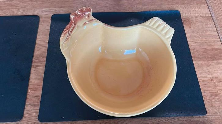 Keramische Kip Schaal - Zo Goed Als Nieuw!, Huis en Inrichting, Woonaccessoires | Schalen en Manden, Zo goed als nieuw, Schaal