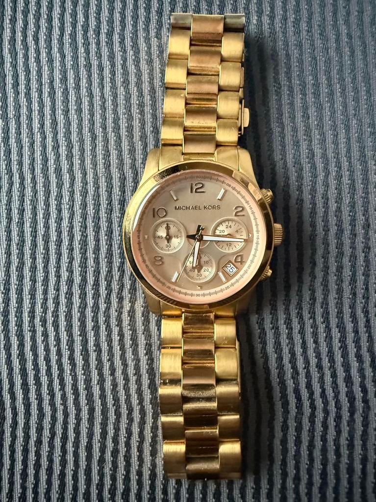 Michael Kors Dameshorloge rosegoud, Sieraden, Tassen en Uiterlijk, Horloges | Dames, Gebruikt, Polshorloge, Fossil, Staal, Met strass
