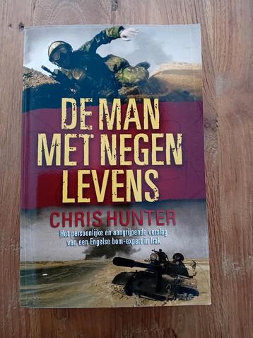 De man met negen levens.  beschikbaar voor biedingen
