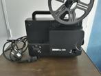 Filmprojector en tafel en scherm, Ophalen, Projector