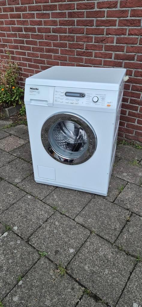 Miele Wasmachine Edition 111 - Voorlader, Witgoed en Apparatuur, Wasmachines, Zo goed als nieuw, Voorlader, 8 tot 10 kg, 85 tot 90 cm
