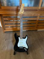 Squier Stratocaster SE, Muziek en Instrumenten, Snaarinstrumenten | Gitaren | Elektrisch, Ophalen, Gebruikt, Solid body, Fender