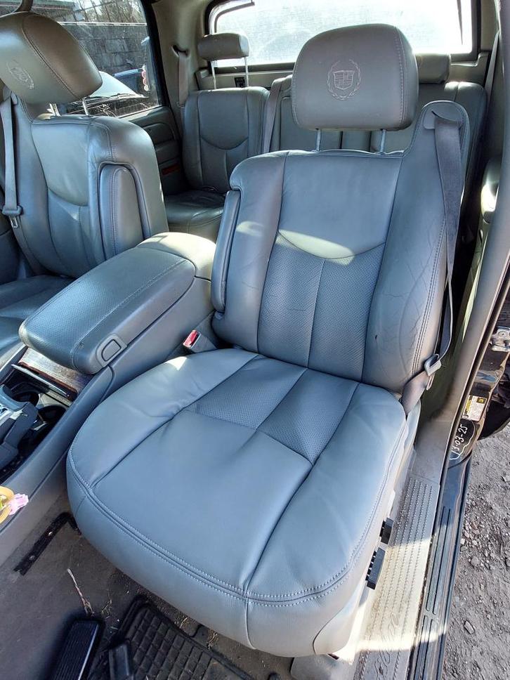 Cadillac Escalade EXT voorstoelen met achterbank 2002-2006, Auto-onderdelen, Interieur en Bekleding, Amerikaanse onderdelen, Chevrolet