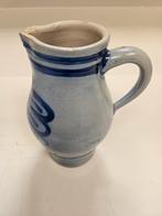 Oude aardewerk kan met blauwe decoratie Delse 24 cm hoog, Ophalen of Verzenden