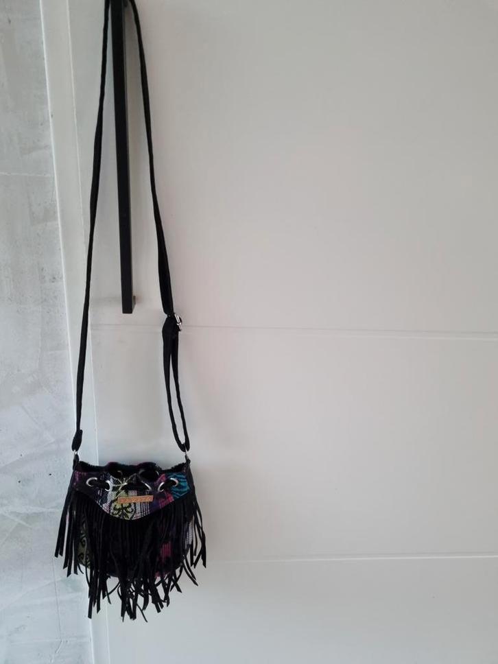 Invito tasje schoudertasje, Sieraden, Tassen en Uiterlijk, Tassen | Damestassen, Zo goed als nieuw, Zwart, Ophalen of Verzenden