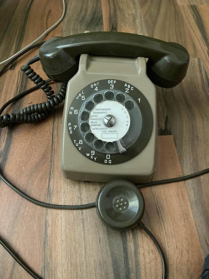 Retro telefoon met draaischijf, Telecommunicatie, Vaste telefoons | Niet Draadloos, Zo goed als nieuw, Met draaischijf, Ophalen of Verzenden