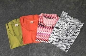 Mouwloze shirt's  beschikbaar voor biedingen