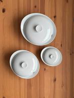 Fris servies - setje dekschalen lichtgrijs, Huis en Inrichting, Ophalen, Zo goed als nieuw