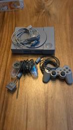 Sony play station 1 met diverse spellen, Spelcomputers en Games, Ophalen of Verzenden, Zo goed als nieuw, Met 2 controllers
